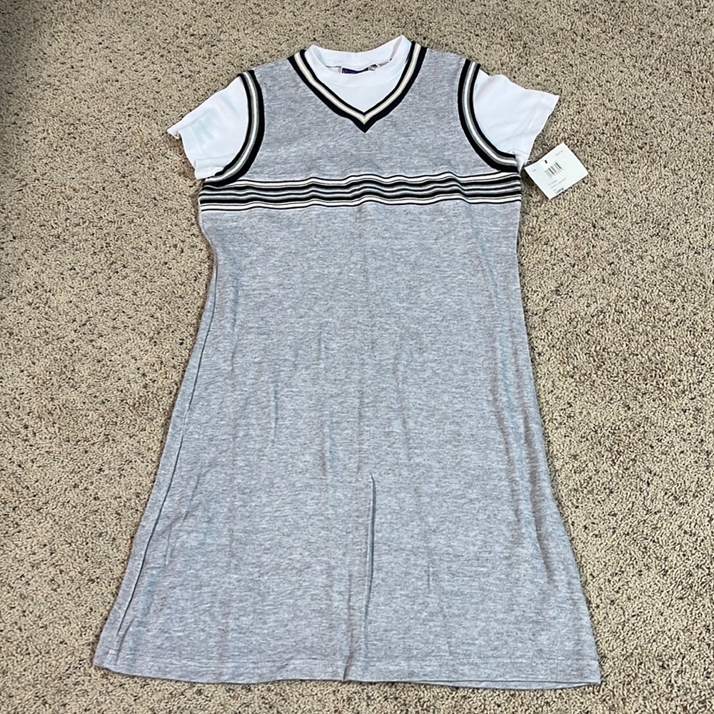NWT Ladies size L(14-16) shoe sleeve dress!Varsity look,  perfect with sneakers!